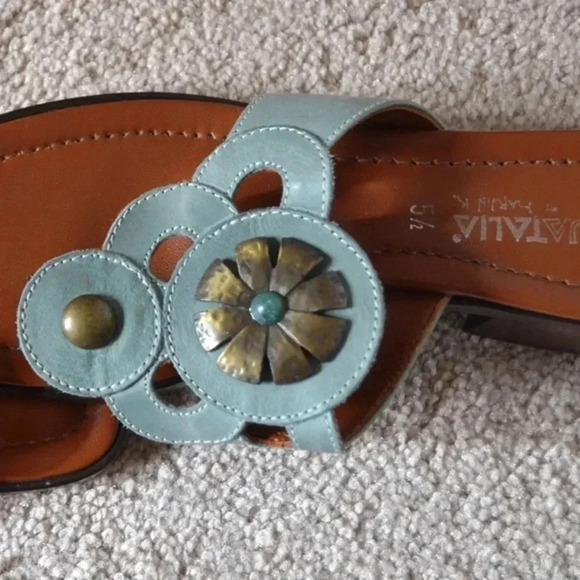 Beautiful Aquatalia by Marvin K sandals - Picture 4 of 4
